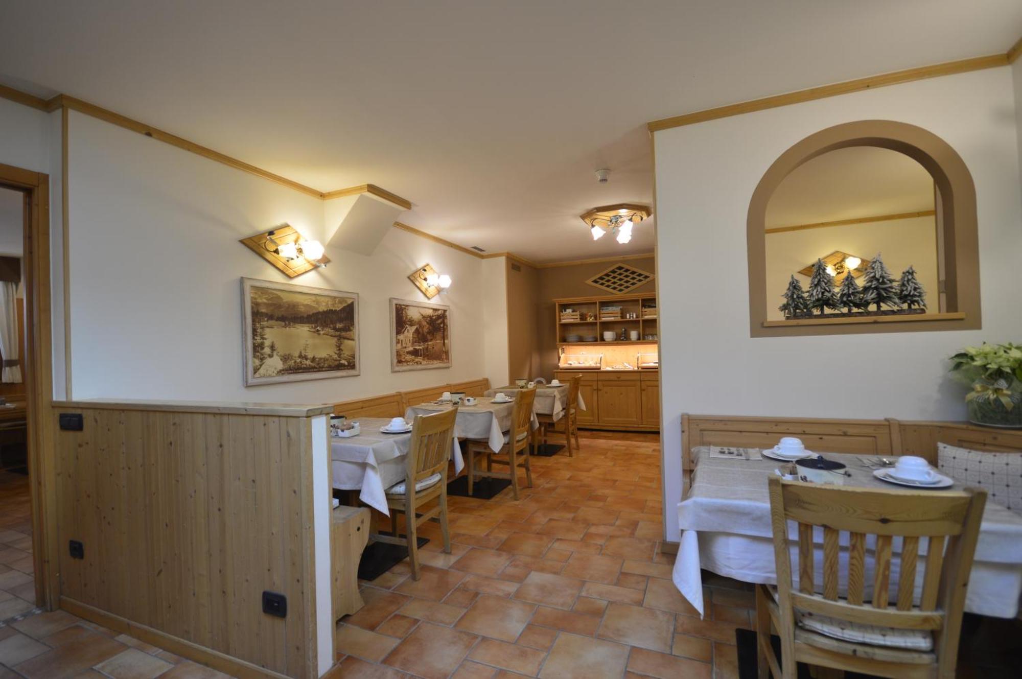 Hotel Garni Sant'Antonio Con Spa Madonna Buitenkant foto