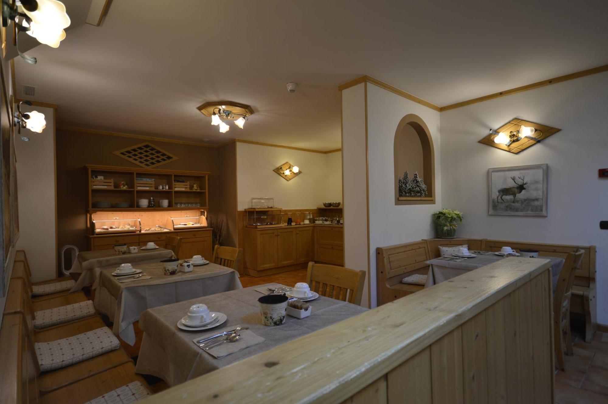 Hotel Garni Sant'Antonio Con Spa Madonna Buitenkant foto